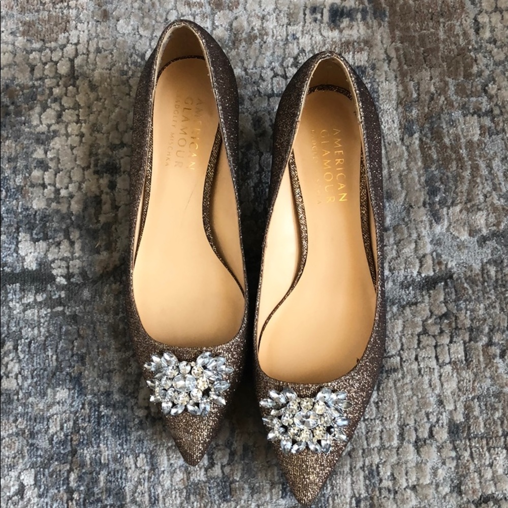 Badgley Mischka Gold Point Toe